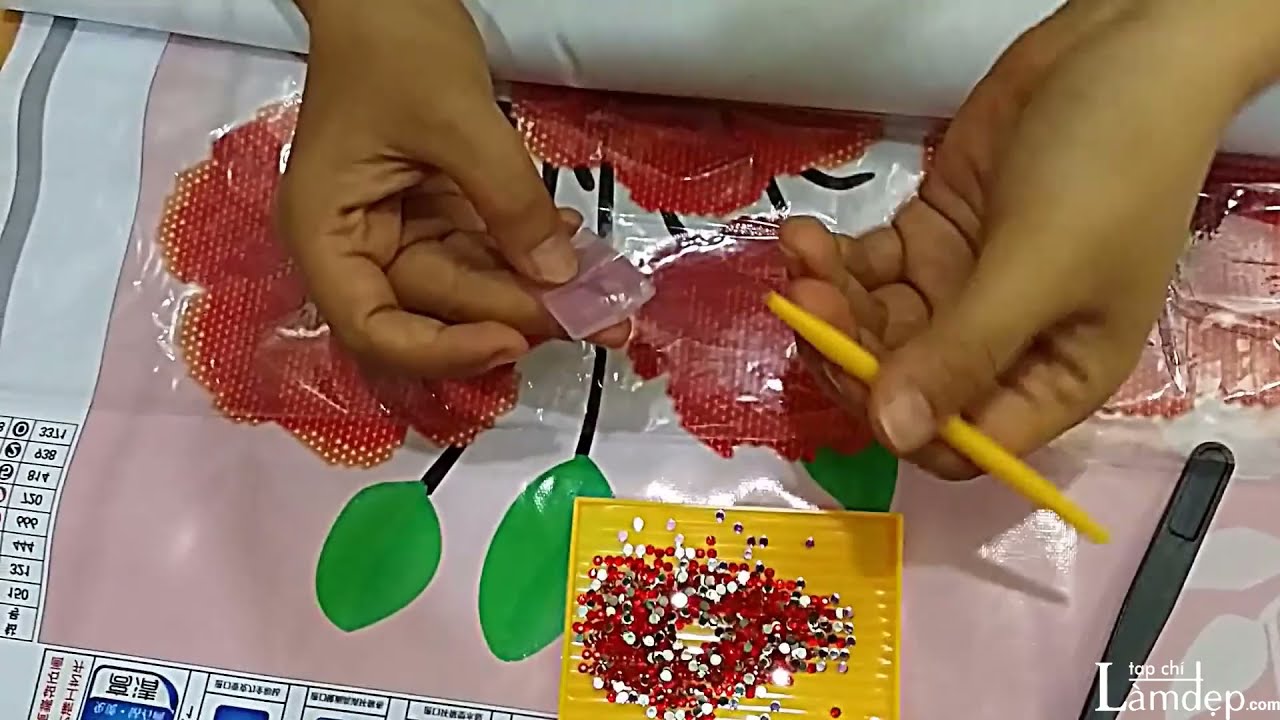 Hướng dẫn cách làm tranh đính đá