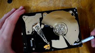 WD RE3 1TB disassembly: Teardown Tuesdays