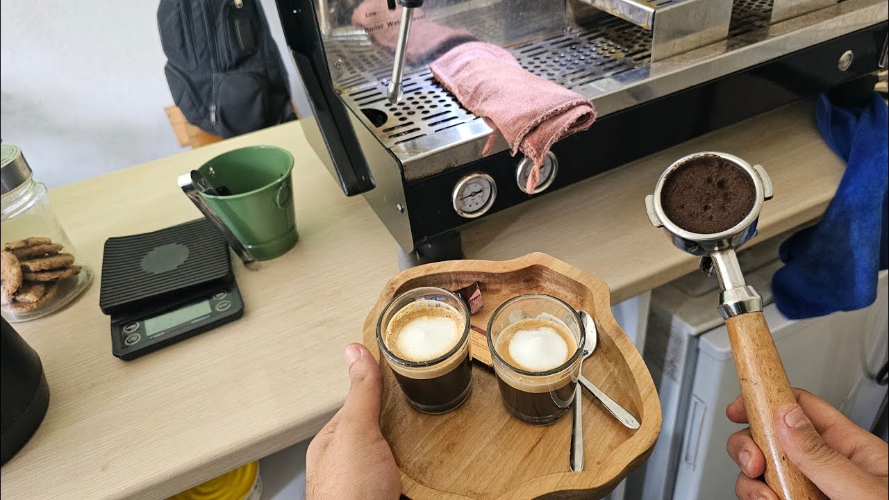 1 Hour of barista shift (compilation)