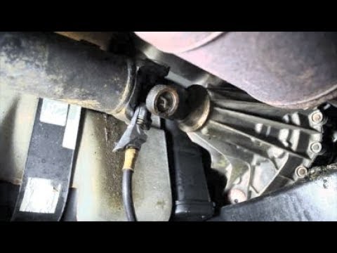Can Lock N Lube Grease U-Joints? - YouTube