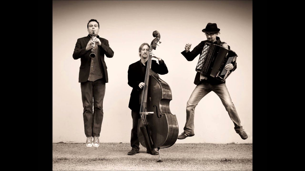 Bankal Trio/ hora ca la caval