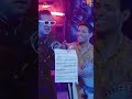 مصطفى ابو سريع طلع عنده موهبة الغناء من زمان