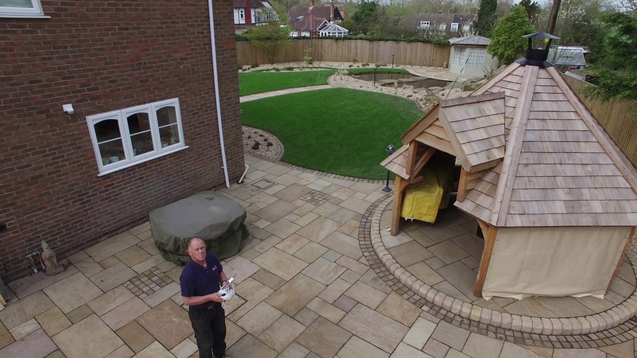 Garden makeover, Driveway and Landscaping by patiosanddrives.co.uk