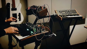Moog Subharmonicon x Arturia Minibrute 2 | d