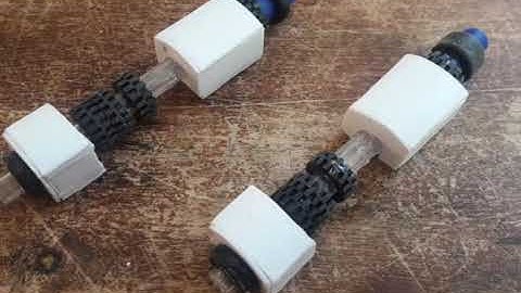 Making R2-D2 by hand Part 1 2018