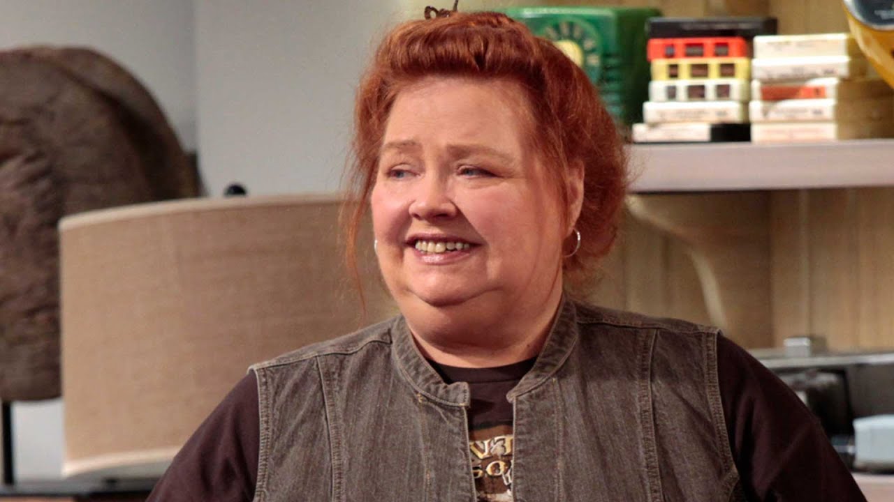 'Two And A Half Men' Star Conchata Ferrell Dies at 77