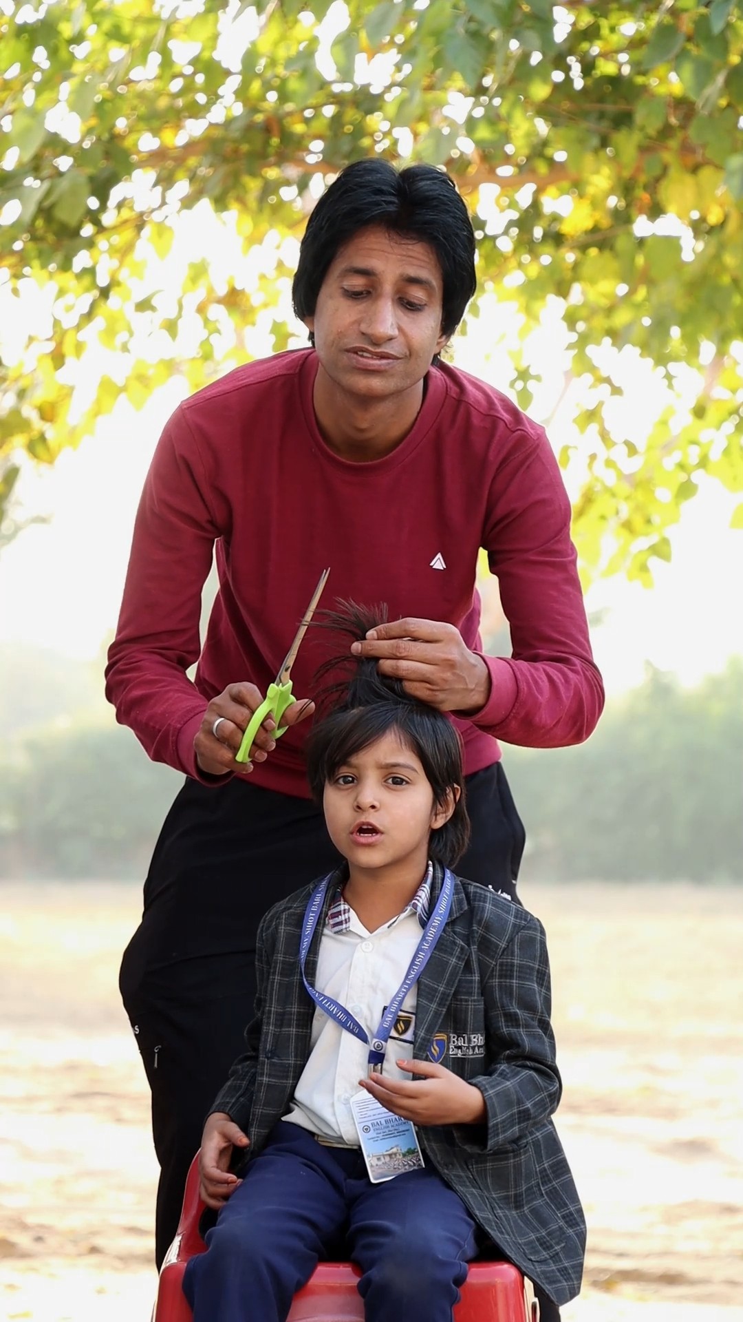 Papa ne Mansi ke Bal Bacha Liye ? #shorts #papa