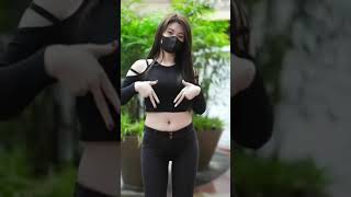 Download Lagu viral cewek joget liutaiyang#tiktokvirall MP3