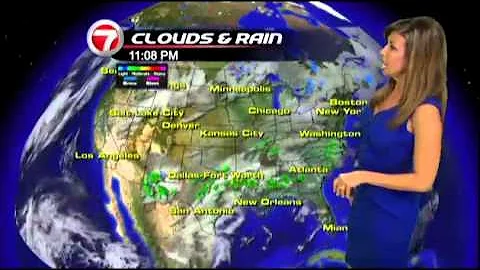 WSVN Weather Julie Durda 01/09/2012 She got engaged this weekend.