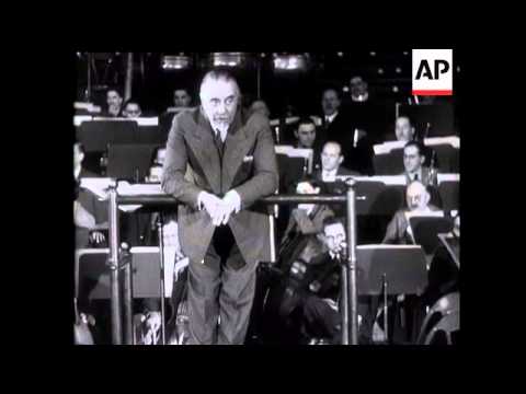 Sir Thomas Beecham Leads English Orchestra