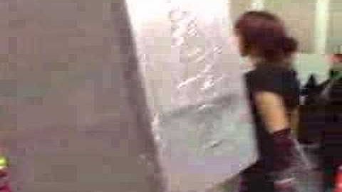 DDR cosplayer winning pefect on DDr fanime 2008