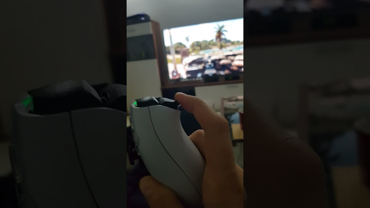 Far Cry 6 adaptive trigger on PS5 Dualsense