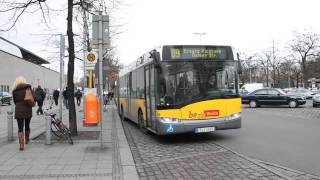 Berlin: Ausfahrt vom Solaris 4128 am Zoolog.Garten