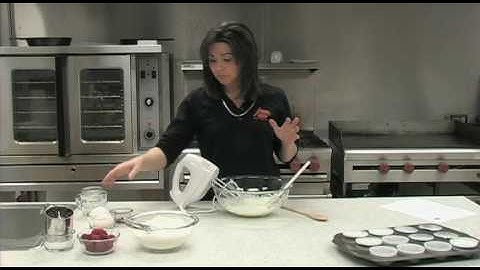 Lemon Raspberry Cupcakes