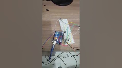 T-rex Runner With Arduino... Arduino jogando t-rex do google chromo