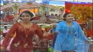 Download lagu TAYUB SEKAR GANGGUNG AHWIYANI & SUSMIYATI PUTRI FAMILI