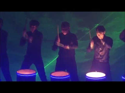 Барабанное шоу 'SPLASH'