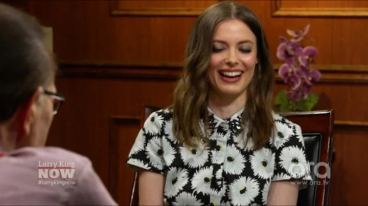 Who was Larry's childhood hero? Gillian Jacobs tur...