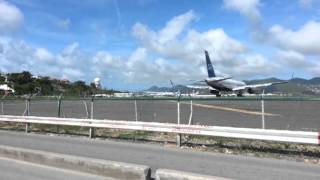 Сан Мартин аеропорт, бар, приколы на взлетной полосе St martin airport