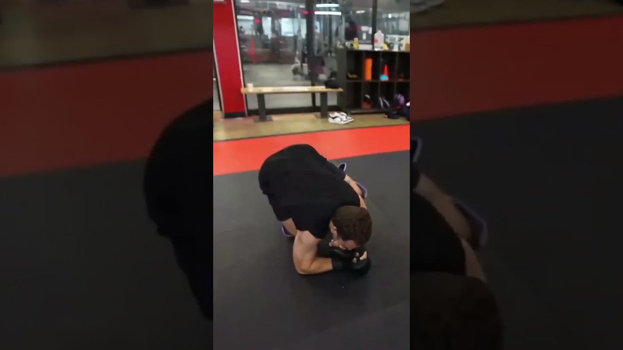 Mizkif gets beat up.  #twitch #twitchclips #mizkif