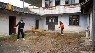 Dejando la ciudad ~ Dos nietas ayudan al abuelo a renovar una casa antigua en el campo ~ Gratis