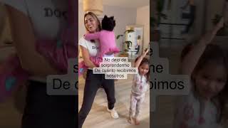 Hace Un Mes Que Recibimos Un Nuevo Placement Asignación De Una Pequeña Niña