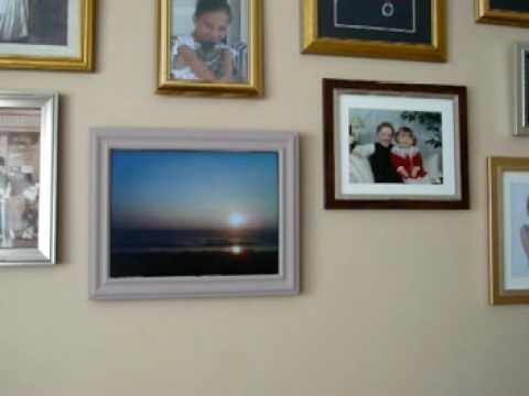 Digital Wall Picture Frame - PictureMeta