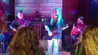 Michael Lee Hill Chief and Mark
Get More Cool Videos - Subscribe ➜ https://goo.gl/Tohnkg
Ancient Anunnaki Technology ➜ http://www.michaelleehill.net
Michael Lee Hill Chief and Mark
★☆★ SUBSCRIBE TO MICHAEL LEE HILLS YOUTUBE CHANNEL NOW ★☆★
https://goo.gl/Tohnkg
Michael Lee Hill is an award winning musician, filmographer and UFO experiencer. His footage of the Lake Erie UFO’s has created a Billy Meier like buzz and Michael seems to have developed an intuitive relationship with these craft. In his home state of Ohio, Michael has been cataloging video after video of UFO’s over Lake Erie. The phenomena consists almost entirely of Pulsating orb’s of light”—unusual lights seen changing colors, converging, and separating over the lake. Stories of the unexplained phenomena date back over 150 years to the indigenous North American Indian Tribes.
★☆★ Connect with Michael Lee Hill ★☆★
Official site: http://www.michaelleehill.net
Facebook: https://www.facebook.com/michaelleehilldesigns
Twitter: https://twitter.com/michaelleehill
Instagram: https://www.instagram.com/michaelleehilldesigns Michael Lee Hill Chief and Mark