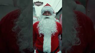 Santa Claus repele a los Grinch #sitcom #humor #comedia #grinch #santaclaus #reportajes #noticias
