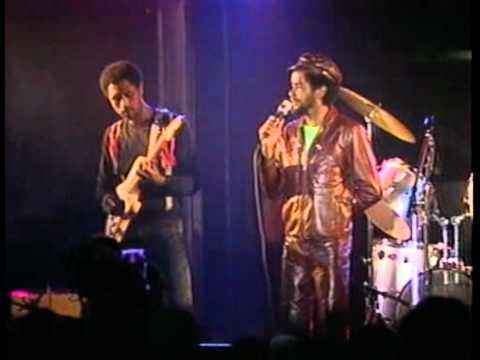 Max Romeo - Give Peace A Chance/War In A Babylon (Sipple Out Deh) @ At Reggae Bash
