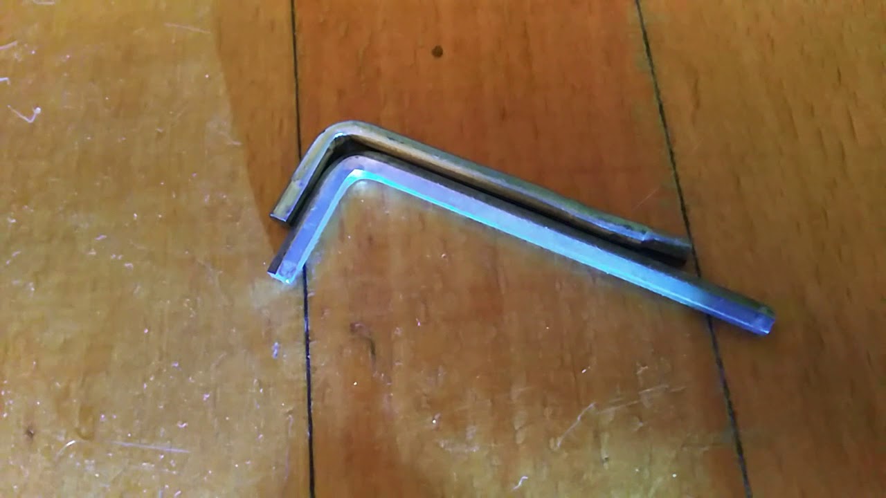 Dualtron 3. Устанавливаем брызговик на заднее колесо.