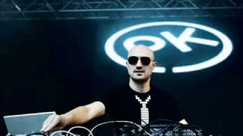 Paul Kalkbrenner - Essential Mix sat-07-30-2011