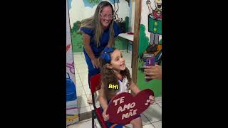 Mother’s Day Surprise That Made Students Cry ❤️(@escolapequenoser_)