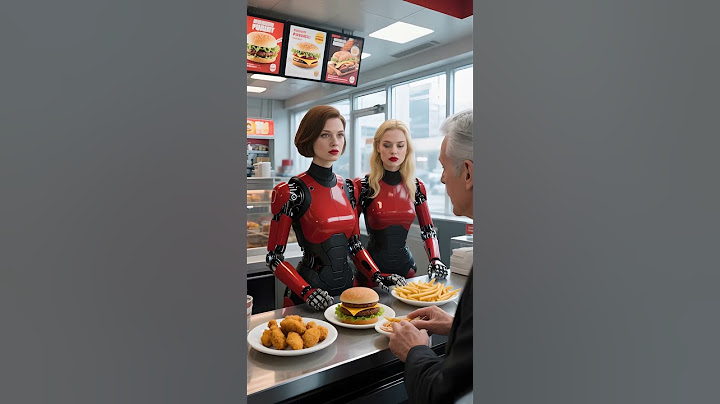The visible future: Robots working in hamburger restaurants. #robots #robot #robotics