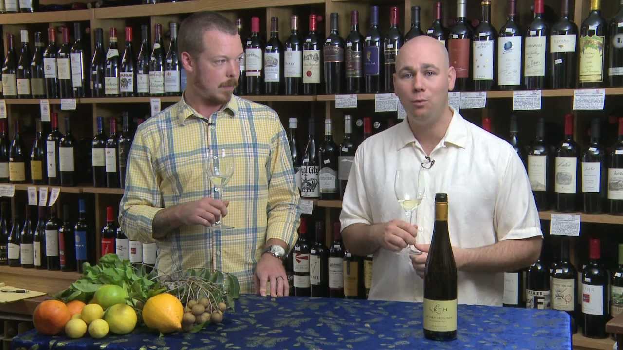 Pairing Wine with Kauai Food - Arugula, Citrus, Eggfruit with Leth, Gruner Veltliner