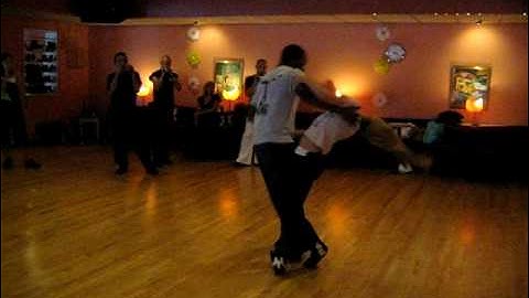 Leonardo Neves & Layssa - 20090905 3 - zouk bootcamp