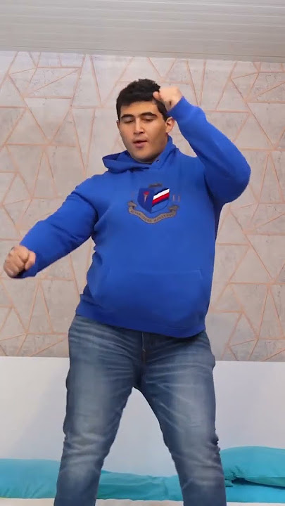 اغنيه علي المايك و اعمل لايك