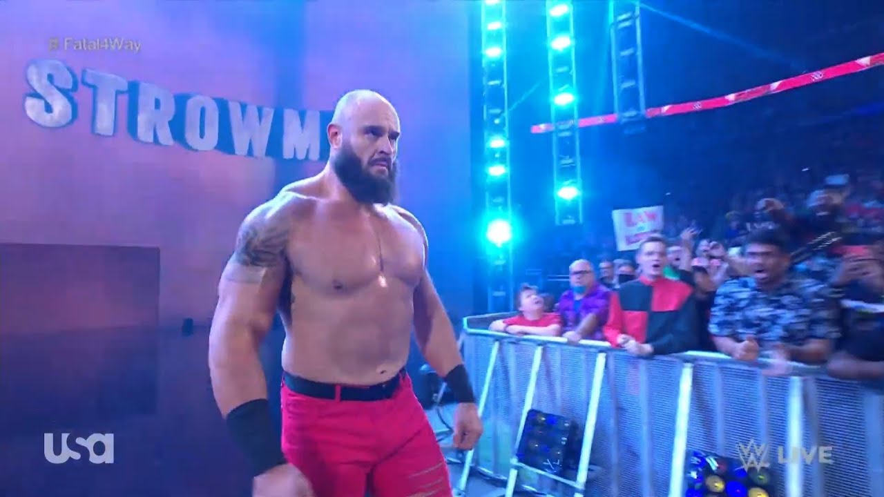 Braun Strowmans Return Entrance WWE Raw 9522