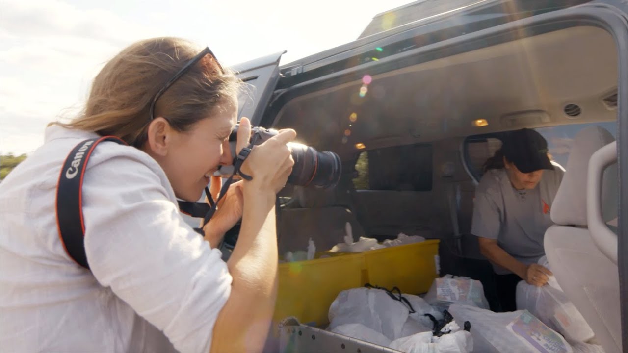 Photographers Insecurity Photographer shows experiences of housing insecurity - YouTube