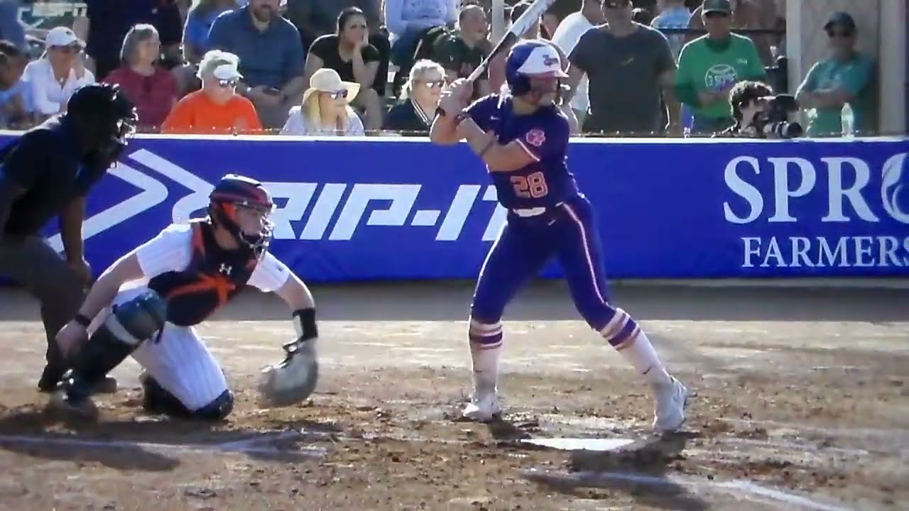 Clemson softball's Maddie Moore home run vs. Auburn in Clearwater Invitational