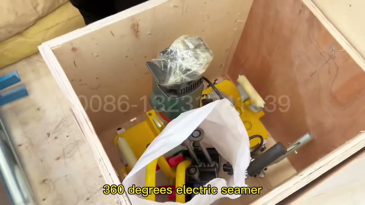 Portable standing seam roofing sheet roll forming machine delivery