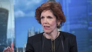 Fed's Mester Says Yield-Curve Control Is a Discussion for a Future Phase