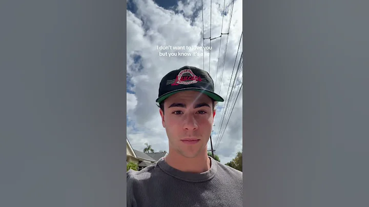 Am I allowed to say this scratches the itch in my brain #dontwanttoloveyou #newmusic