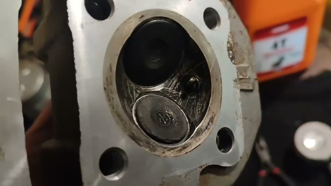 Скутер проехал 8000км на масле 15w50 фирмы Rave…….