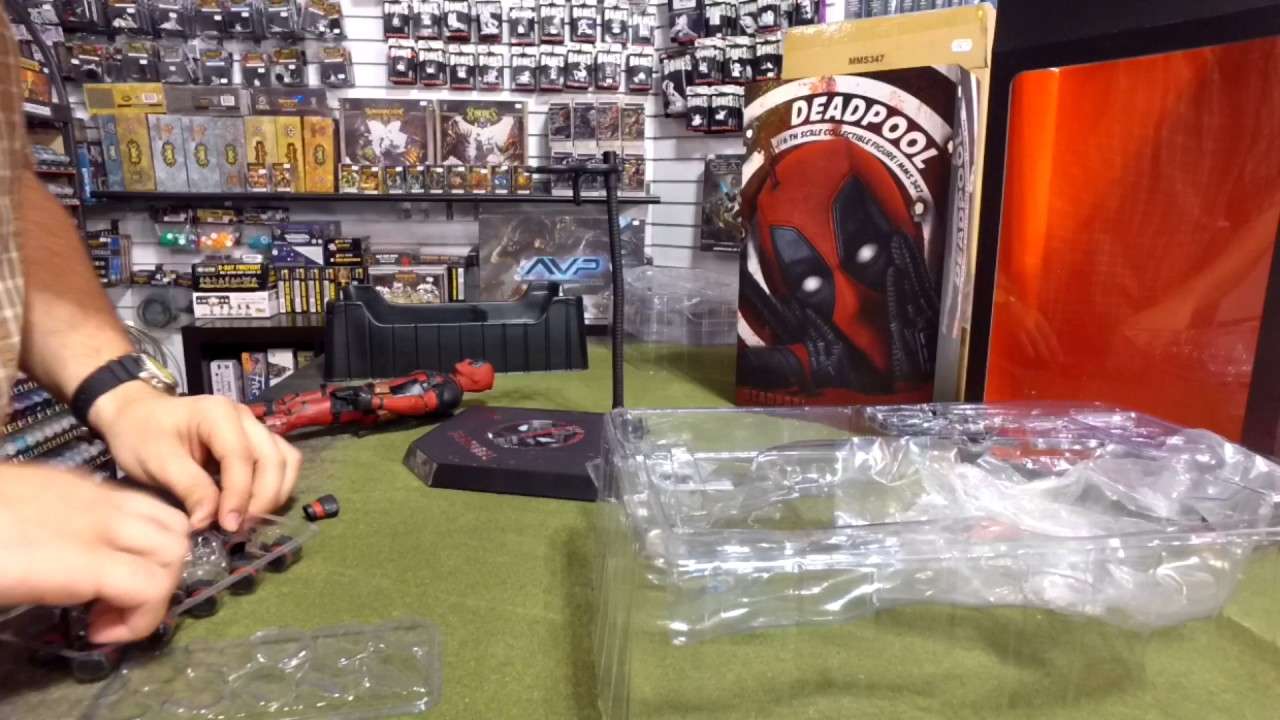 Hot Toys Deadpool Unboxing - Alien Worlds