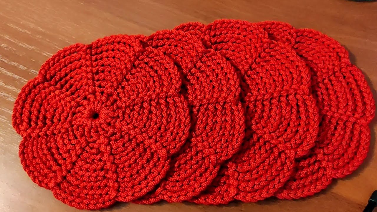 ПОДСТАВКА ИЗ ПОЛИЭФИРНОГО ШНУРА КРЮЧКОМ.  Салфетка- подставка для начинающих.