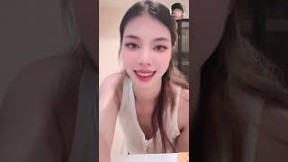 Periscope Live Videos  805