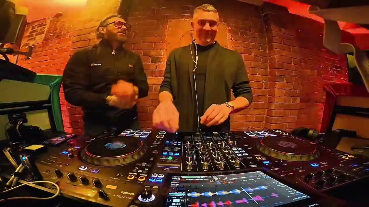 Tis Murph B2B DJ Clarky Live @ FOMO 🪩 Chilled House Warm-Up Set