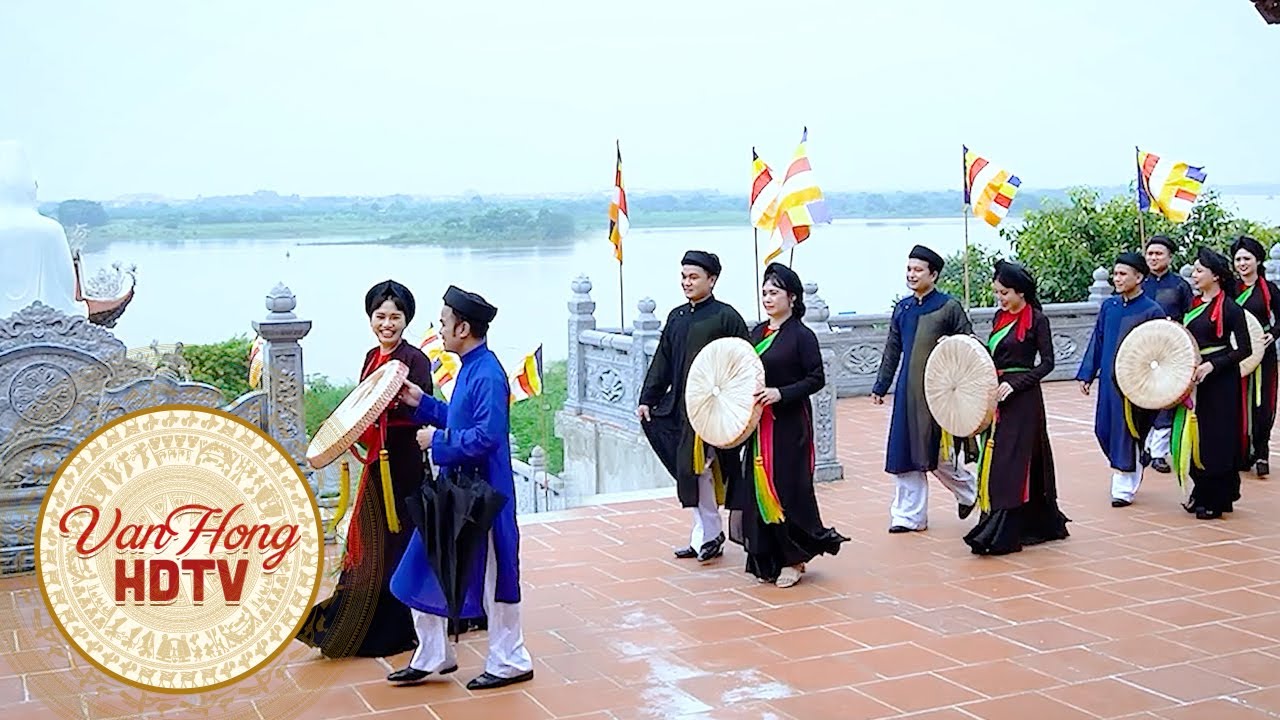 Trẩy Hội Xuân - Tốp Nam Nữ Quan Họ Bắc Ninh