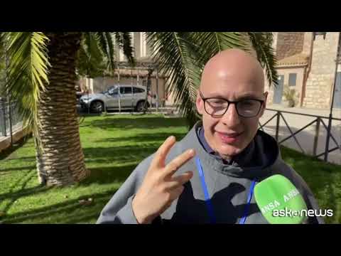 Video Le spoglie di San Francesco esposte per la prima volta al pubblico